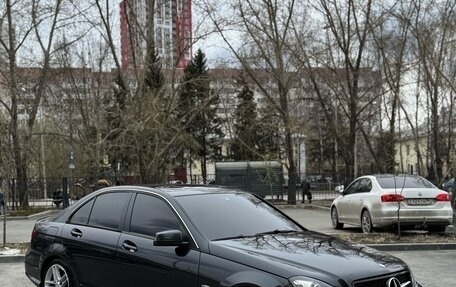 Mercedes-Benz C-Класс, 2011 год, 1 699 000 рублей, 2 фотография