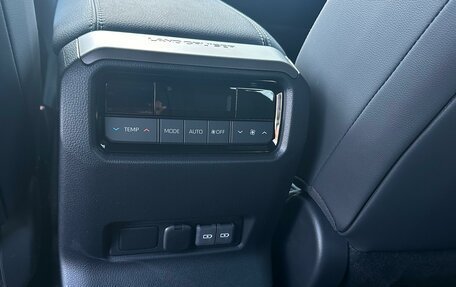 Toyota Land Cruiser Prado, 2024 год, 8 990 000 рублей, 6 фотография