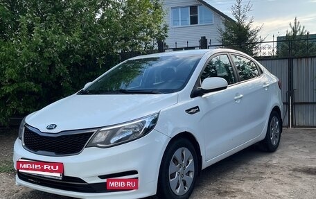KIA Rio III рестайлинг, 2016 год, 1 400 000 рублей, 2 фотография