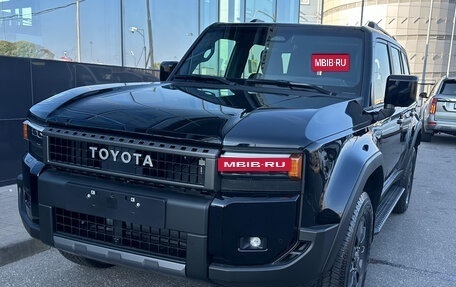 Toyota Land Cruiser Prado, 2024 год, 8 990 000 рублей, 12 фотография