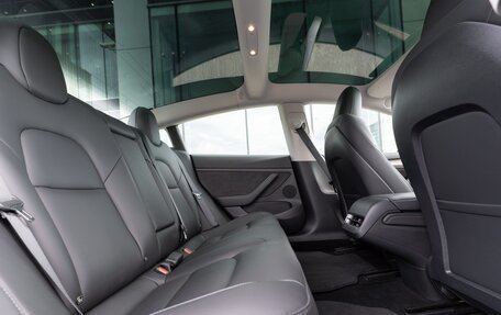 Tesla Model 3 I, 2021 год, 4 399 000 рублей, 24 фотография
