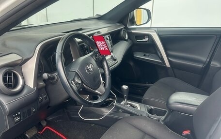 Toyota RAV4, 2018 год, 2 750 000 рублей, 8 фотография