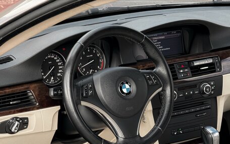 BMW 3 серия, 2009 год, 1 690 000 рублей, 15 фотография