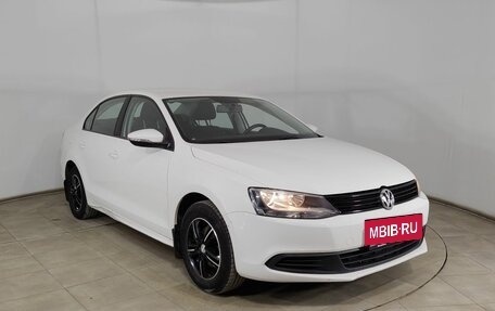 Volkswagen Jetta VI, 2014 год, 990 000 рублей, 3 фотография