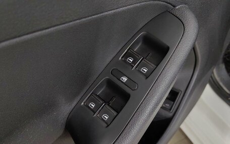 Volkswagen Jetta VI, 2014 год, 990 000 рублей, 17 фотография