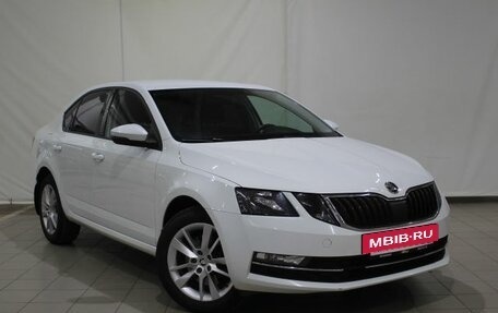 Skoda Octavia, 2017 год, 1 850 000 рублей, 3 фотография