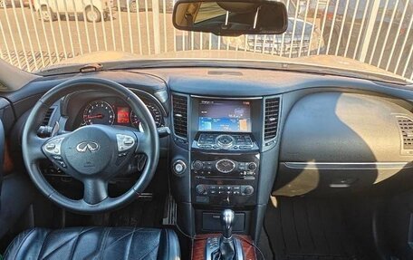 Infiniti FX II, 2011 год, 1 850 000 рублей, 10 фотография