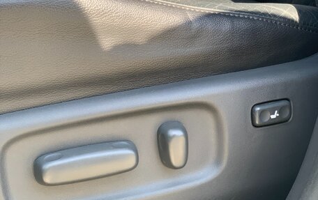 Toyota RAV4, 2012 год, 1 970 000 рублей, 13 фотография