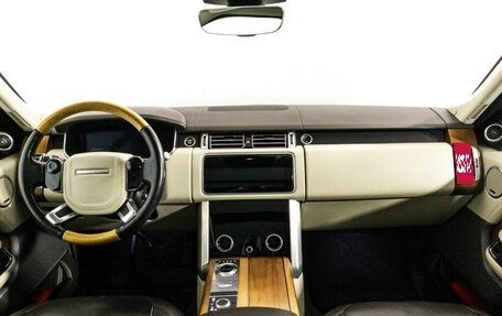 Land Rover Range Rover IV рестайлинг, 2018 год, 6 426 000 рублей, 12 фотография