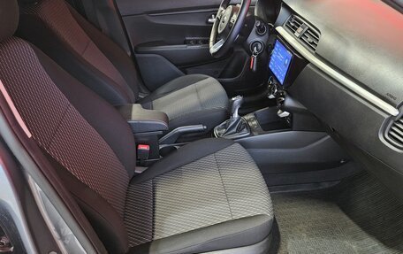 KIA Rio IV, 2020 год, 1 390 000 рублей, 12 фотография