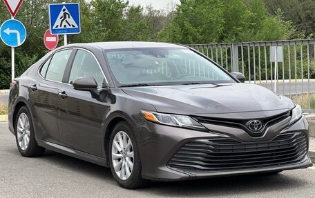 Toyota Camry, 2020 год, 1 790 000 рублей, 3 фотография