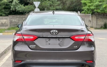 Toyota Camry, 2020 год, 1 790 000 рублей, 6 фотография