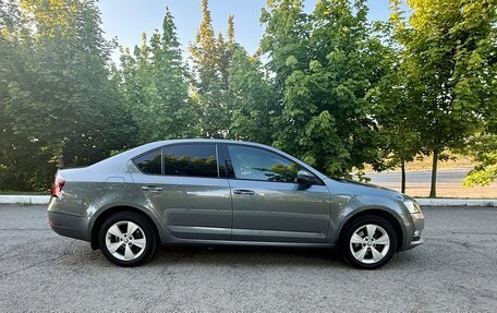 Skoda Octavia, 2018 год, 1 820 000 рублей, 4 фотография