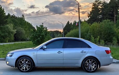 Hyundai Sonata VI, 2005 год, 940 000 рублей, 5 фотография