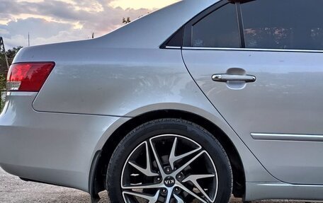 Hyundai Sonata VI, 2005 год, 940 000 рублей, 19 фотография