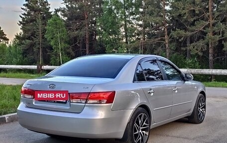 Hyundai Sonata VI, 2005 год, 940 000 рублей, 9 фотография