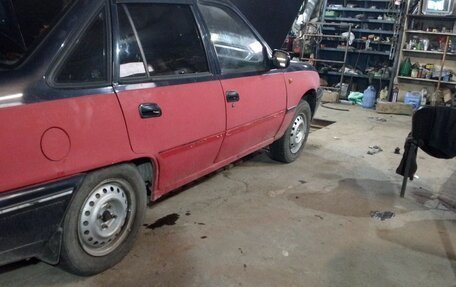 Daewoo Nexia I рестайлинг, 2004 год, 300 000 рублей, 3 фотография