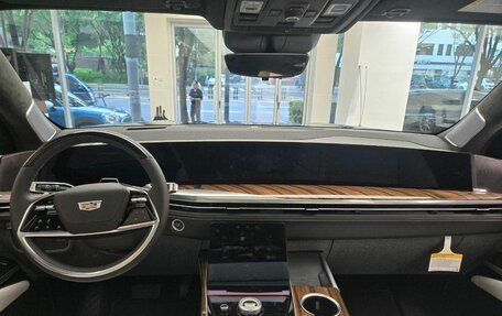 Cadillac Escalade V, 2025 год, 24 600 000 рублей, 6 фотография