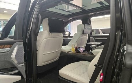 Cadillac Escalade V, 2025 год, 24 600 000 рублей, 11 фотография