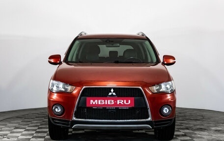 Mitsubishi Outlander III рестайлинг 3, 2009 год, 949 000 рублей, 2 фотография