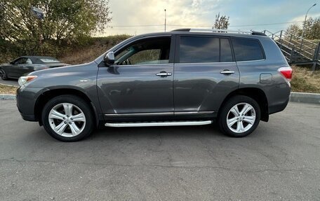 Toyota Highlander III, 2010 год, 1 680 000 рублей, 7 фотография