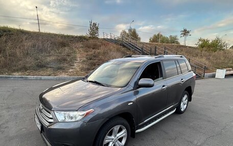 Toyota Highlander III, 2010 год, 1 680 000 рублей, 5 фотография