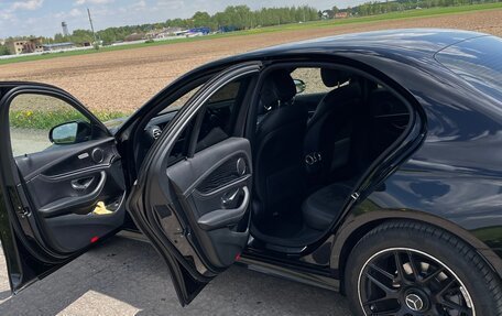Mercedes-Benz E-Класс, 2020 год, 4 454 000 рублей, 13 фотография