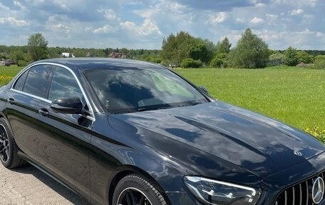 Mercedes-Benz E-Класс, 2020 год, 4 454 000 рублей, 3 фотография