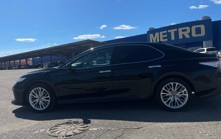 Toyota Camry, 2018 год, 2 470 000 рублей, 5 фотография