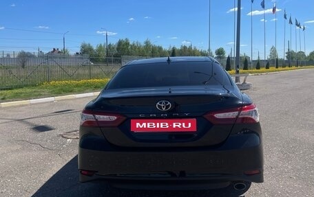 Toyota Camry, 2018 год, 2 470 000 рублей, 7 фотография