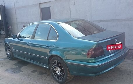 BMW 5 серия, 1998 год, 444 000 рублей, 17 фотография