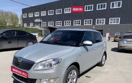 Skoda Fabia II, 2012 год, 530 000 рублей, 3 фотография