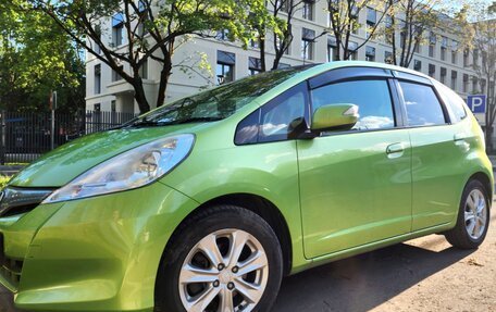 Honda Fit III, 2011 год, 890 000 рублей, 8 фотография