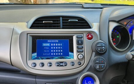 Honda Fit III, 2011 год, 890 000 рублей, 14 фотография