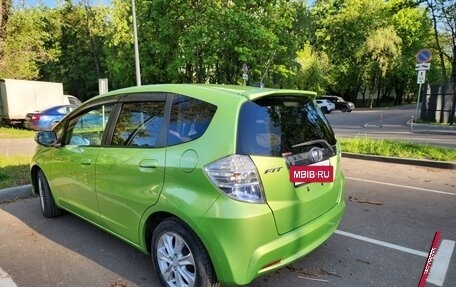 Honda Fit III, 2011 год, 890 000 рублей, 7 фотография