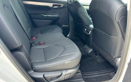 Toyota Highlander, 2025 год, 5 850 000 рублей, 35 фотография