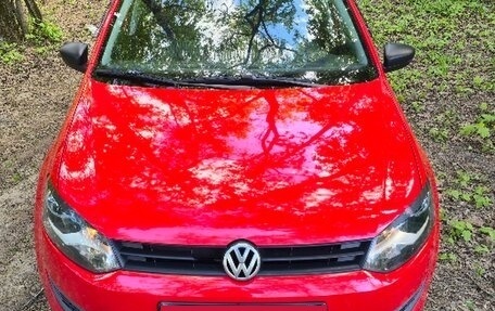 Volkswagen Polo VI (EU Market), 2010 год, 590 000 рублей, 2 фотография