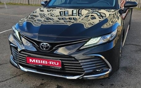 Toyota Camry, 2023 год, 3 700 000 рублей, 1 фотография