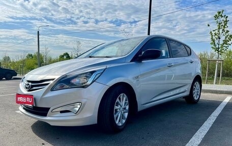 Hyundai Solaris II рестайлинг, 2014 год, 1 149 000 рублей, 1 фотография