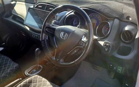 Honda Fit Shuttle I рестайлинг, 2012 год, 1 250 000 рублей, 6 фотография
