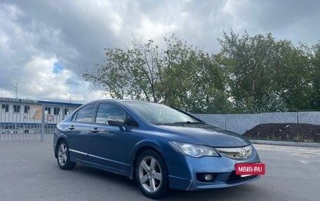 Honda Civic VIII, 2011 год, 1 000 000 рублей, 2 фотография