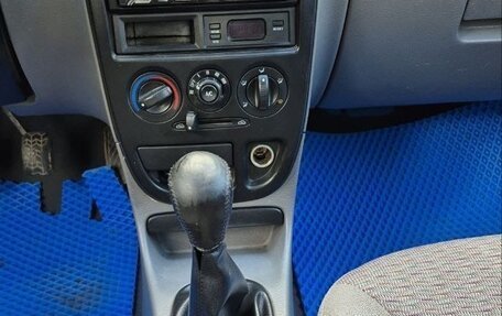 KIA Rio II, 2002 год, 179 000 рублей, 11 фотография