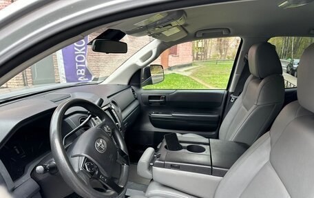 Toyota Tundra II, 2021 год, 5 100 000 рублей, 6 фотография