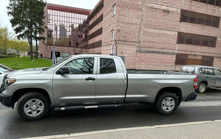 Toyota Tundra II, 2021 год, 5 100 000 рублей, 2 фотография