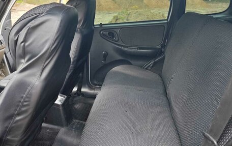 Chevrolet Niva I рестайлинг, 2010 год, 350 000 рублей, 7 фотография