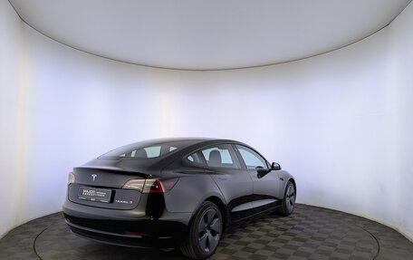 Tesla Model 3 I, 2023 год, 3 950 000 рублей, 5 фотография