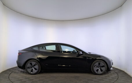 Tesla Model 3 I, 2023 год, 3 950 000 рублей, 4 фотография