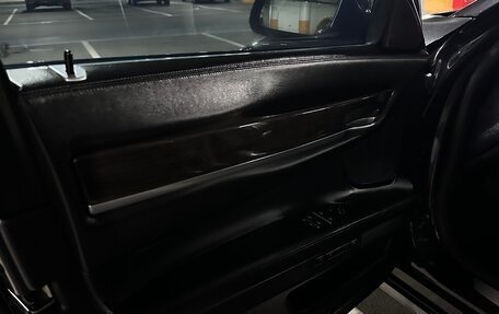 BMW 7 серия, 2009 год, 1 330 000 рублей, 19 фотография