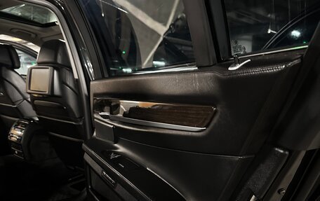 BMW 7 серия, 2009 год, 1 330 000 рублей, 24 фотография