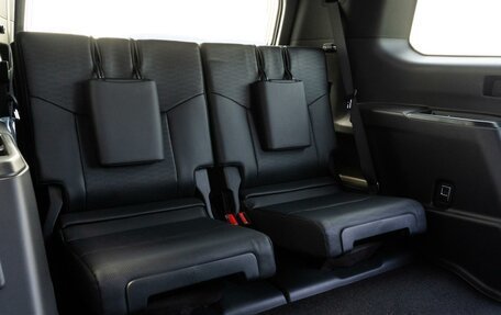 Toyota Land Cruiser Prado, 2024 год, 12 474 000 рублей, 9 фотография